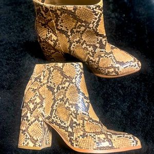 Steve Madden booties